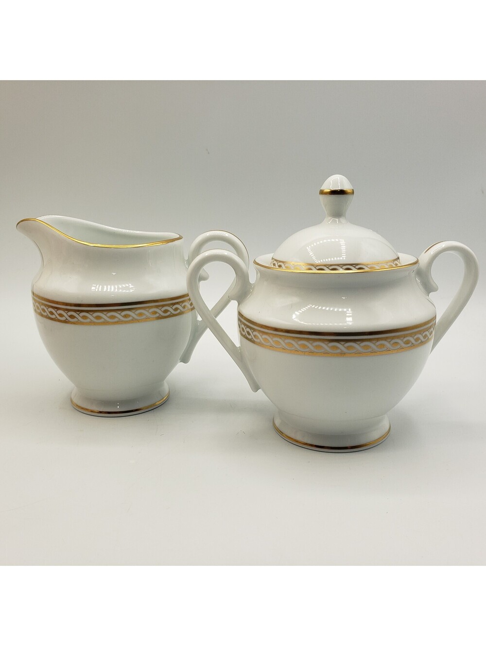 Wedgwood Fine Bone China Creamer and Sugar Embassy Collection Granville